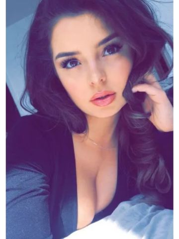 Моника фото 4